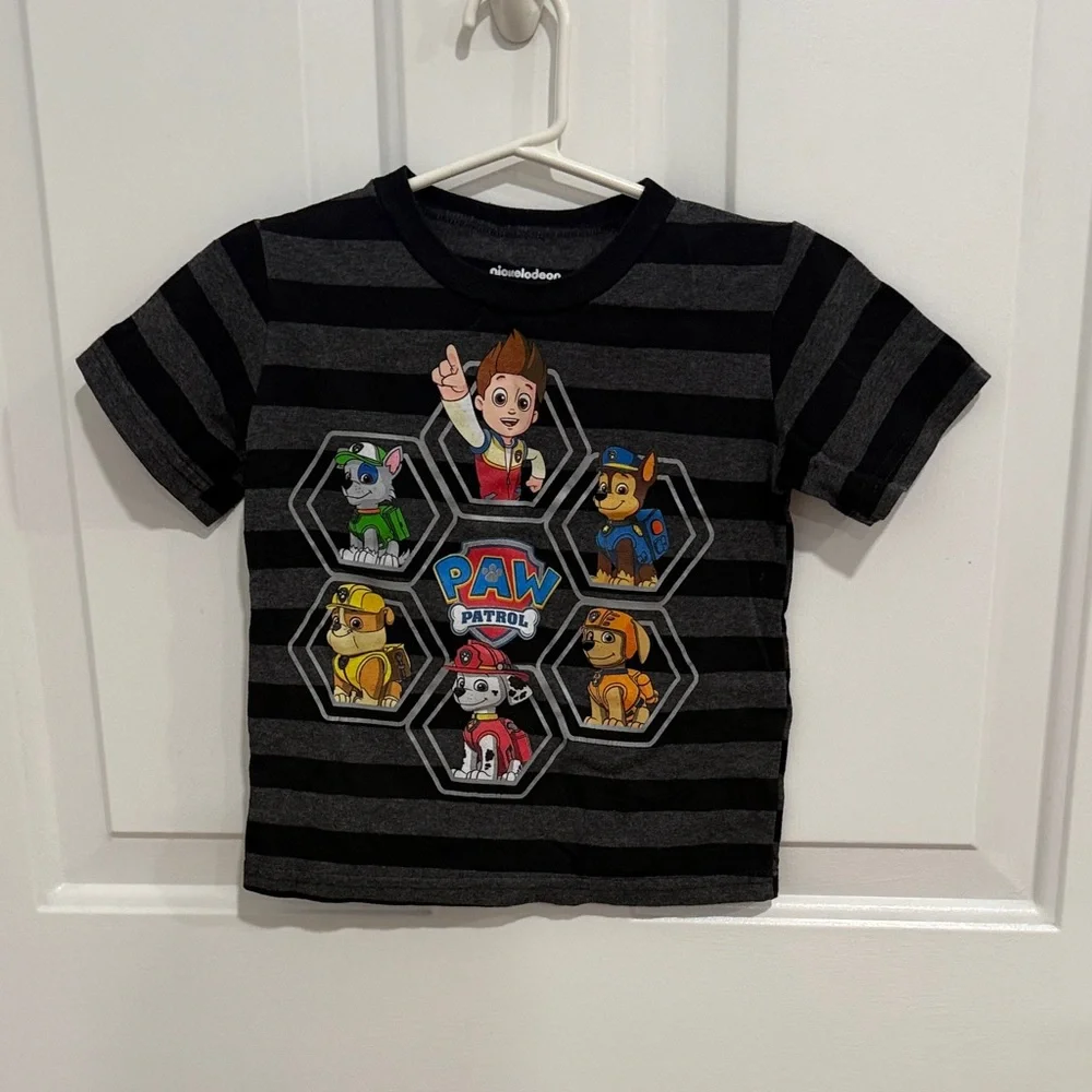 Nickelodeon Paw Patrol Black and Gray Tee